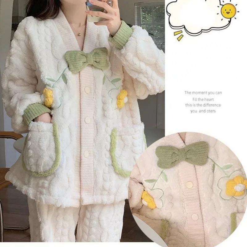 2024 New Coral Velvet Pajamas Women Thickened Loungewear Autumn Winter Cardigan Sleepwear Warm Flannel V-neck Homewear Suit