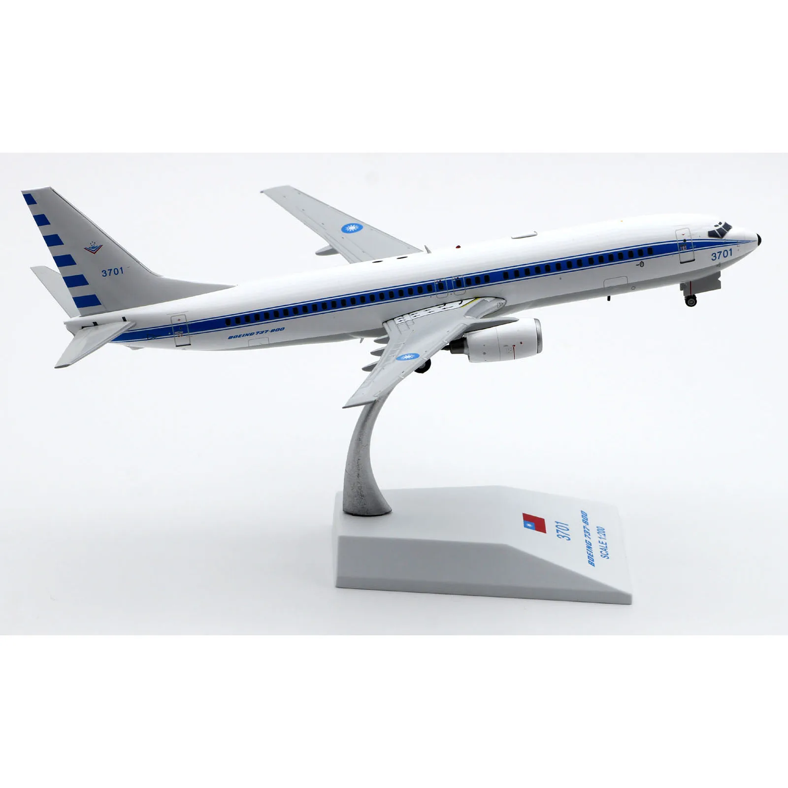  Focket 1:100 WestJet Canada Plane Model, Boeing 737-800  Simulation Alloy Aircraft Model with Landing Gear, Military Model Airplane  for Collectible Ornaments, Birthday Kids Christ : Arts, Crafts & Sewing