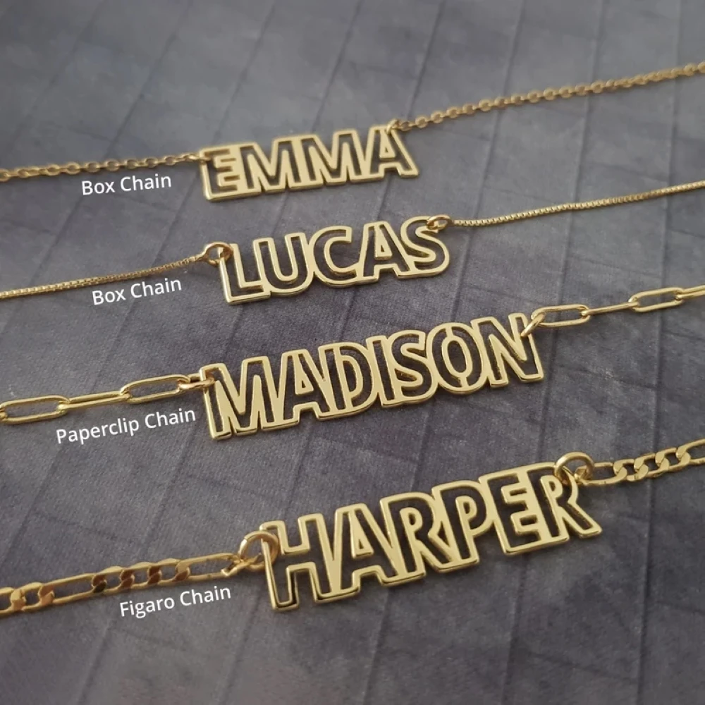 

Изготовленное на заказ ожерелье с полым шрифтом, кубинская цепочка, ожерелье с буквой из нержавеющей стали кулон-табличка с именем ожерелье, персонализированные украшения