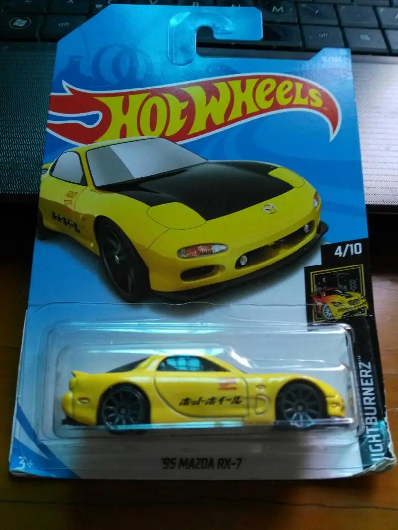 

Hot Wheels 1:64 95 MAZDA RX-7 Коллекция подарков из литого сплава