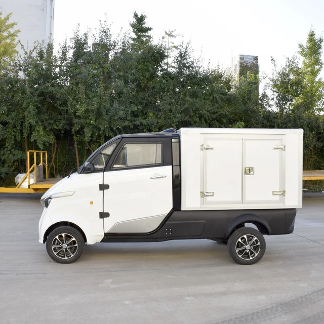 RefrigeratedMax Speed 52km h Four wheeled Electric Cars MMC Electric Delivery Trucks 4 Wheel E car