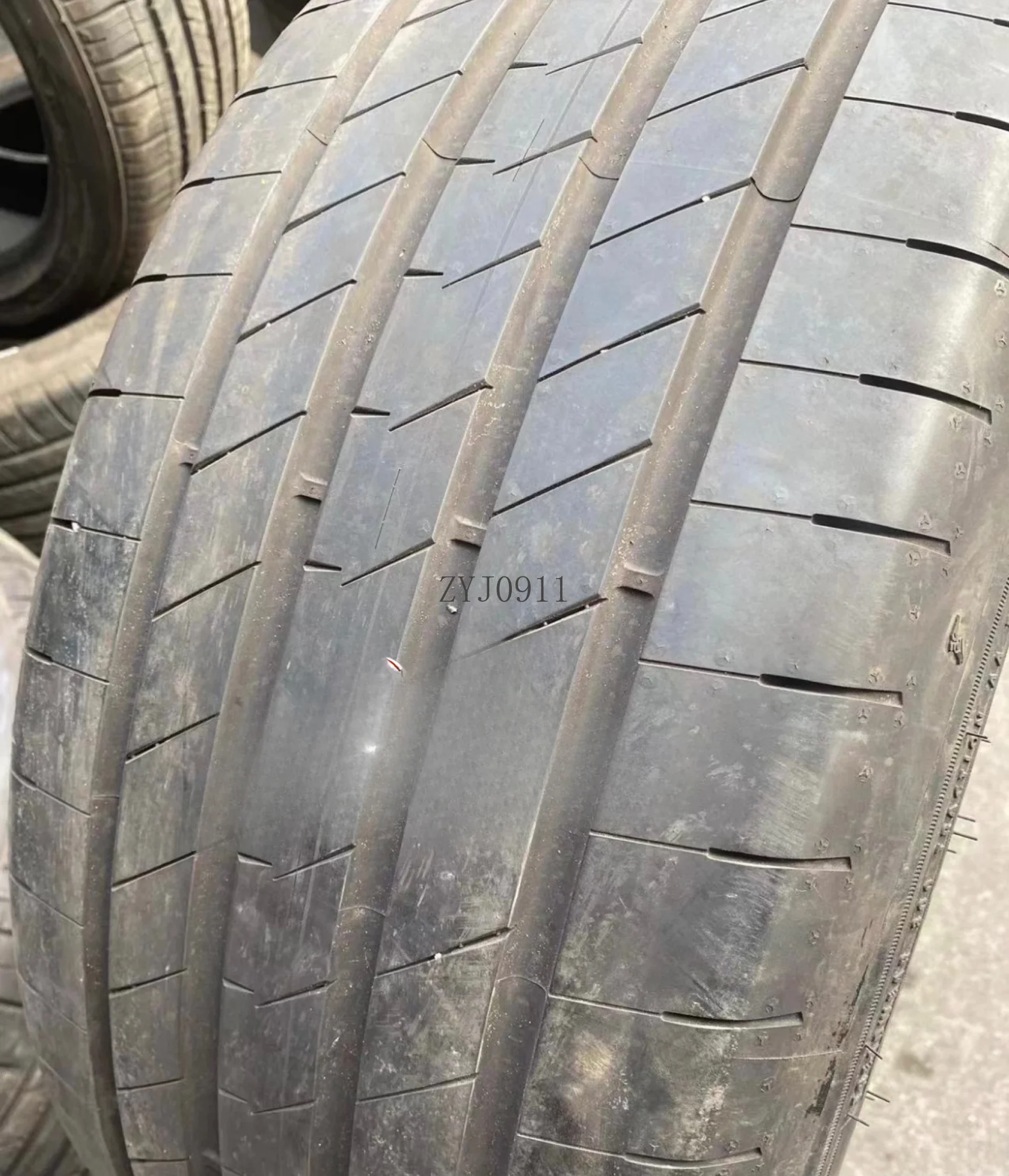 *Tire 255 45R19 104V E Sharp ride silent cotton for MODEL YA8