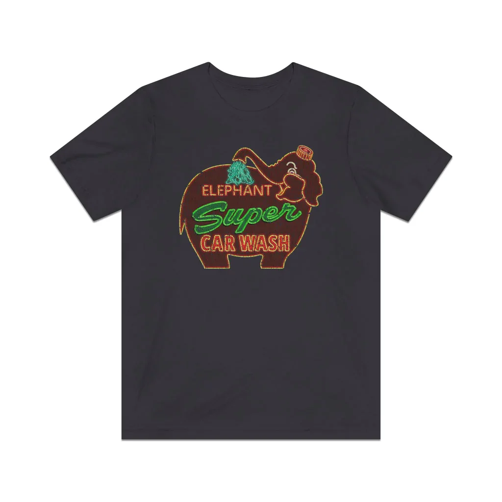 

Elephant Super Car Wash 1956 Vintage Men's T-Shirt