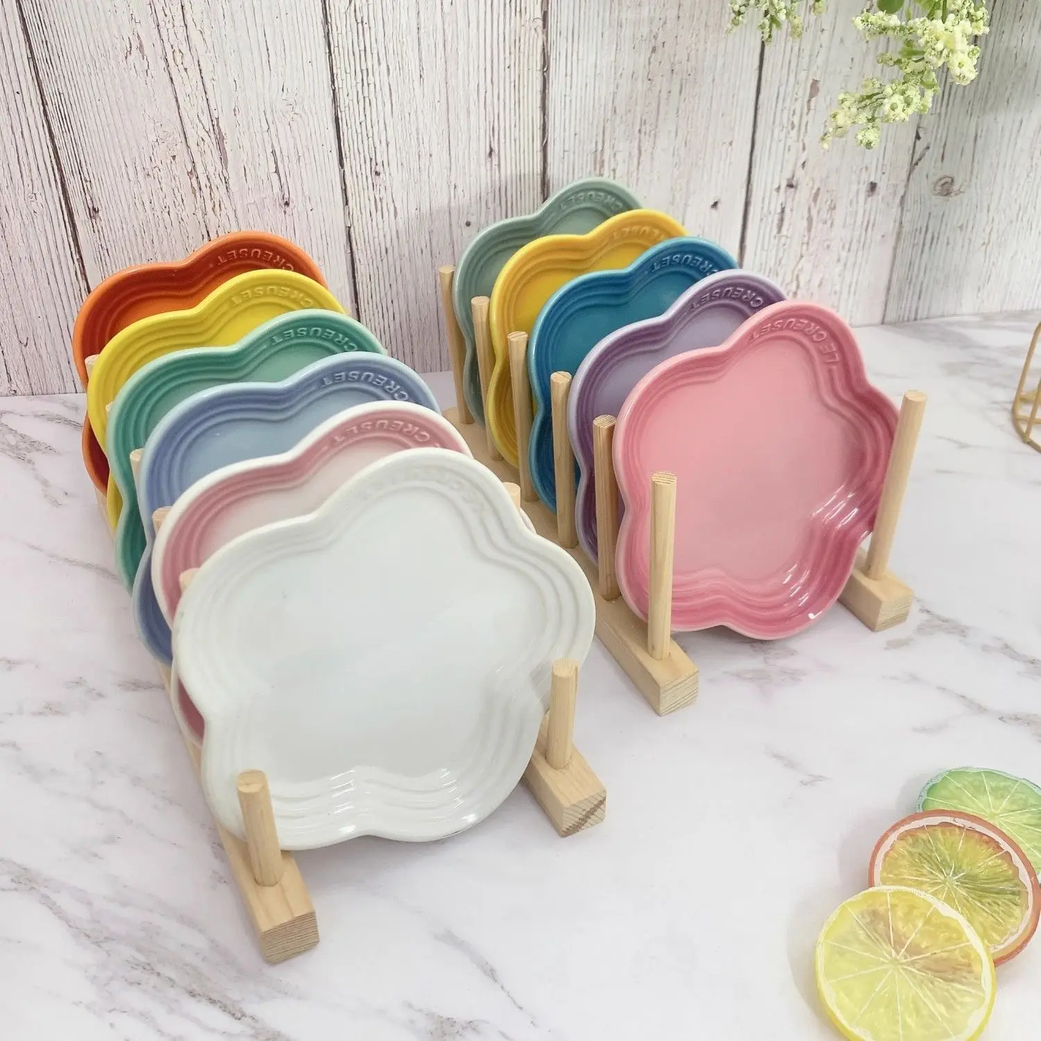 French Plum Blossom Plate 14cm Sauce Dish Plum Blossom Pet Dish Gradient Spitting Bone Ceramic Pet Household Tableware dining dish