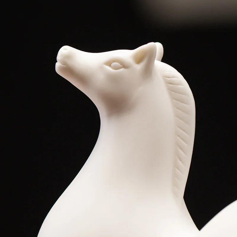 Qiao Lin-Chinese White Porcelain Horse Statue, Vintage Decorative Ceramic Art, Zen Creative Ornaments, Mascot