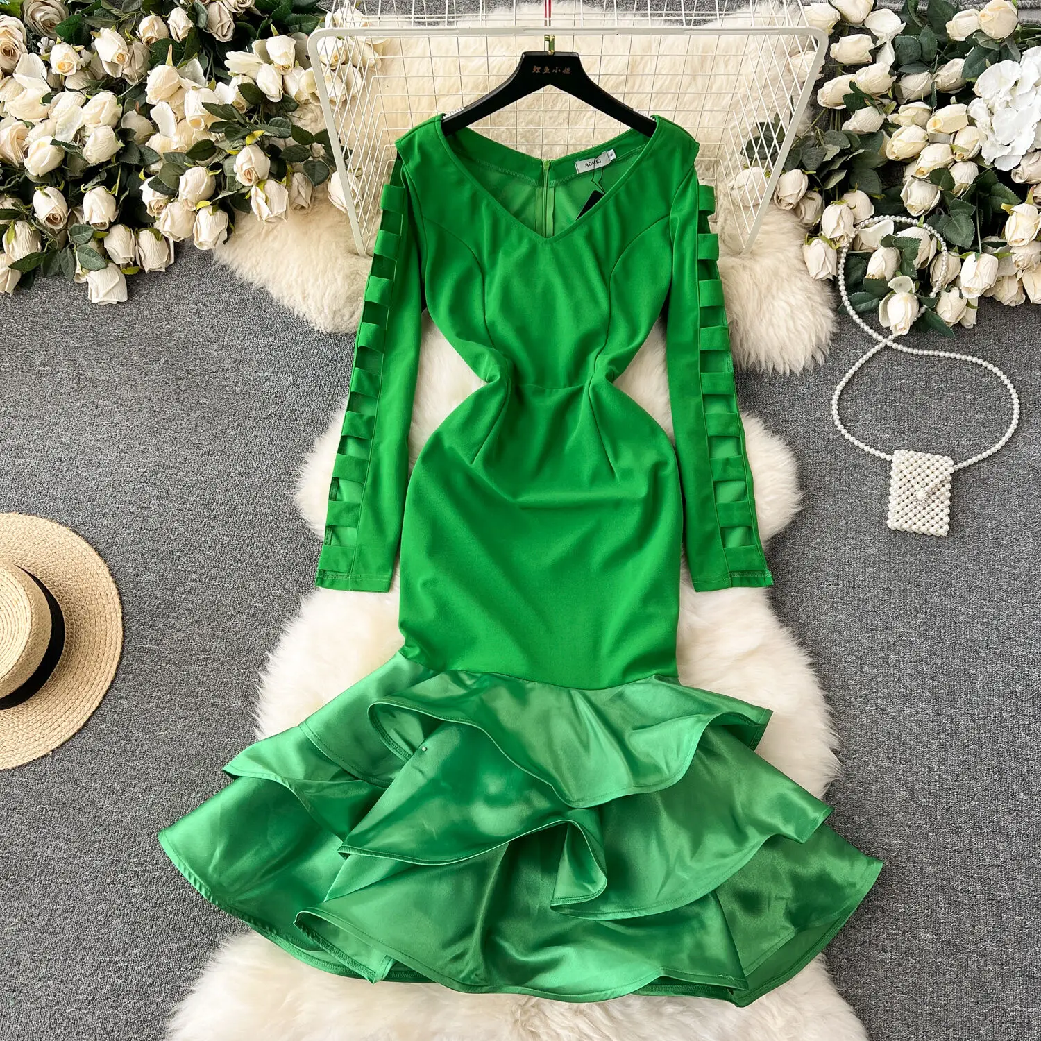 

Green Unique Design Evening Party Dress Women's Hollowed Out Long Sleeve V-neck Dresses Waist Close Ruffled Edge Prom Dress Fall