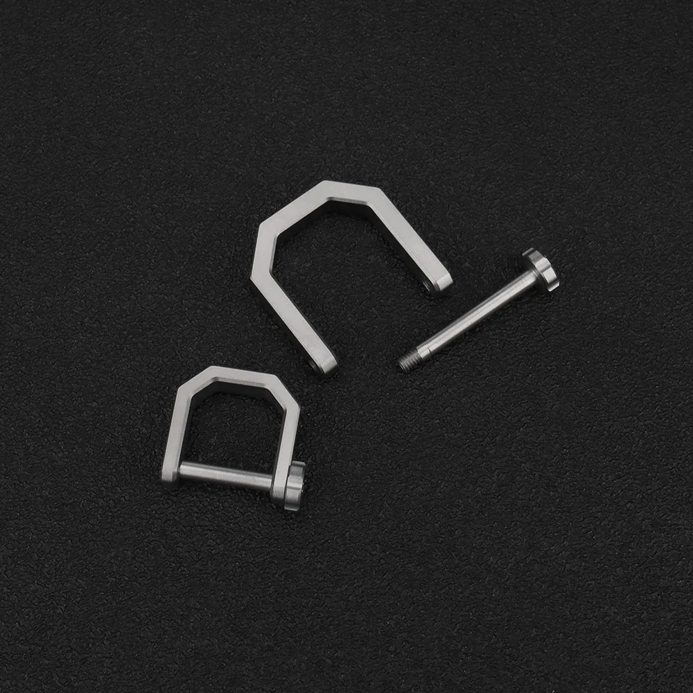 Key Chain Clip Titanium Alloy D Shape Horseshoe Buckle Keyring Car Buckle Accessories