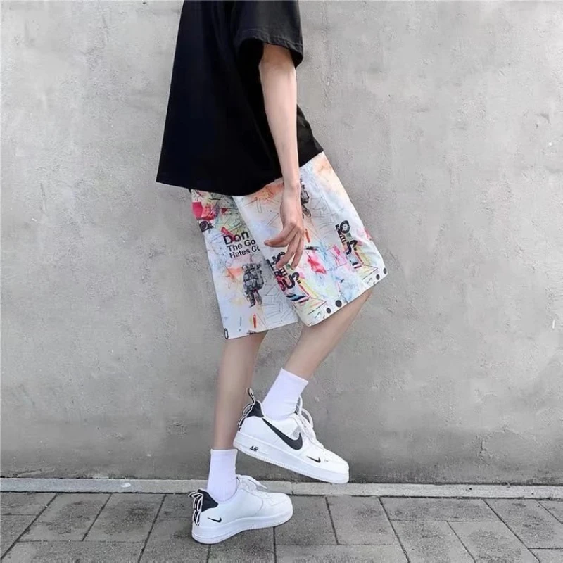 Hip Hop Casual Shorts Men's Summer Trend Wear Graffiti Straight Pants Loose Beach Pants Capris Soft Fabric New Discount