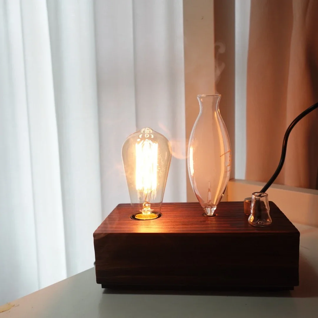 Vintage Aroma Diffuser With Tungsten Filament Lamp And Humidifier_voghion.com