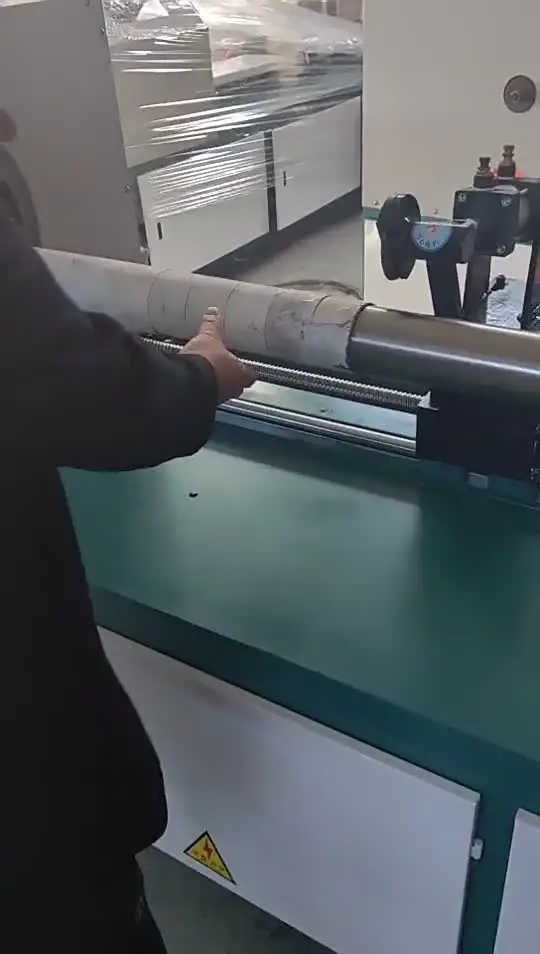 Китайский станок для резки изготовления картонных трубок устройство намотки