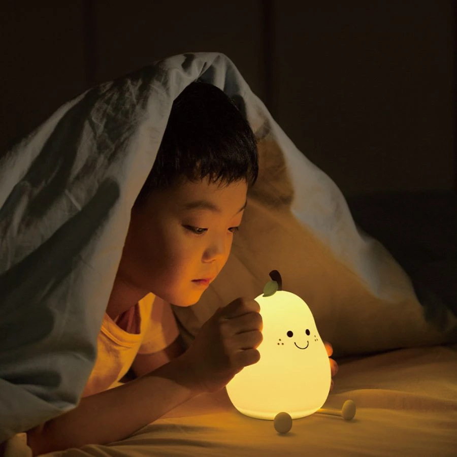 Luz LED nocturna de silicona con forma de fruta y pera, lámpara de noche de dibujos animados recargable por USB con atenuación táctil en 7 colores, decoración para dormitorio, regalo para niños_voghion.com