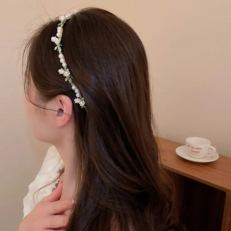 Cerchietto per capelli con fiori in feltro - Donna - Accessori - di... | su
