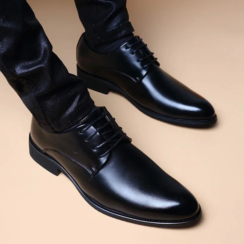 Men Wedding Leather Business Men's Dress Pointed Casual Youth British Style Inner Heightening Spring Shoes mens brogue shoes