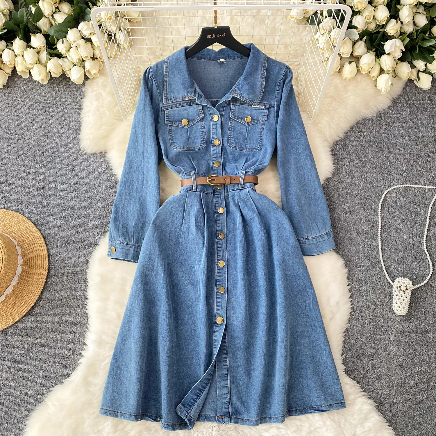 

Женское винтажное джинсовое платье средней длины, голубое однобортное платье-трапеция из денима с длинным рукавом и эффектом потертости, весна-осень