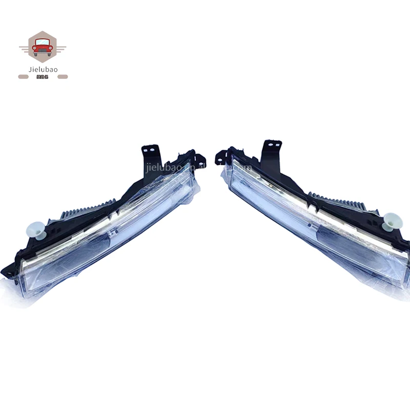 LR142092 LR142091 LR098340 LR098343 Land Rover front fog lights