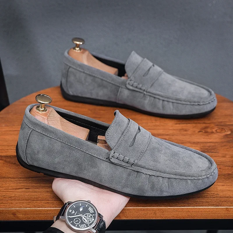 Men's Loafers Lightweight Breathable Casual Flat Driving Soft Sole Slip-on Business Moccasins