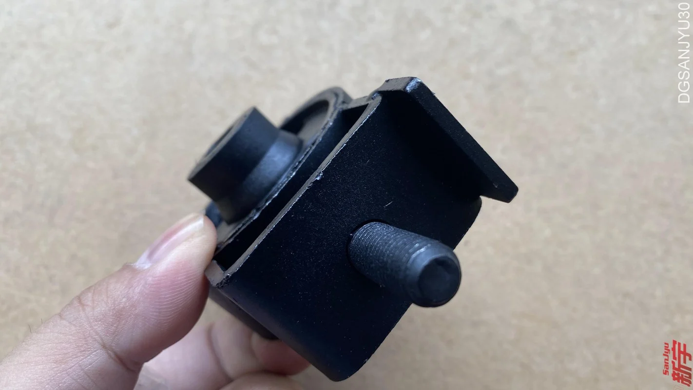 PAJERO2 V30V20V10 SPORT K96W STOPPER,ENG RR MOUNTING CUSHION