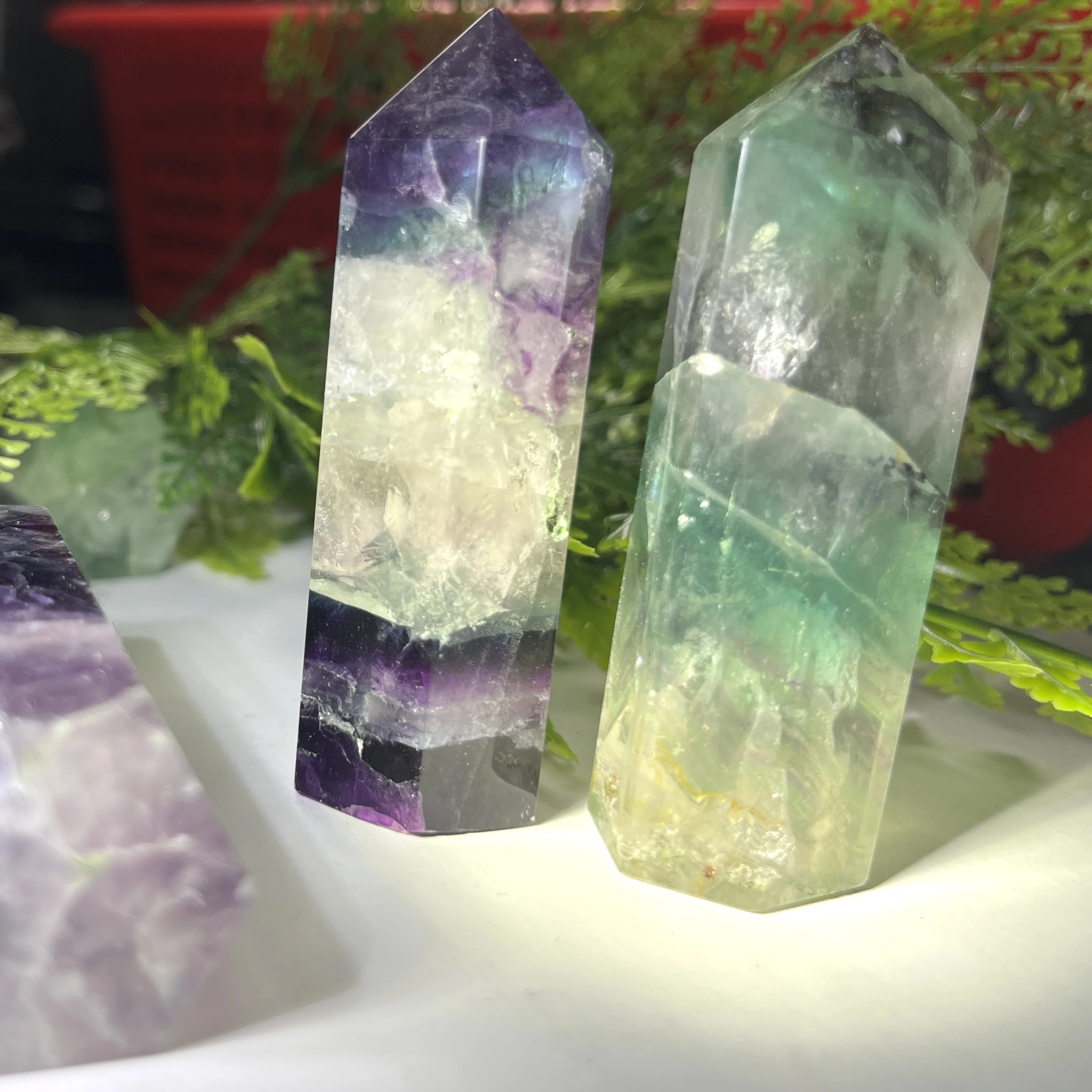 Bella Torre A Punta Di Fluorite In Vendita Pietra Preziosa Di Cristallo Di Roccia Di Cristallo Naturale Migliore Decorazione Bella Torre Di Fluorite