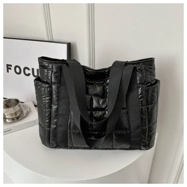 Sacs à bandoulière rembourrés pour femmes, sacs à main noirs de grande capacité de styliste en Nylon et coton, fourre-tout chaud solide, hiver 2025 1
