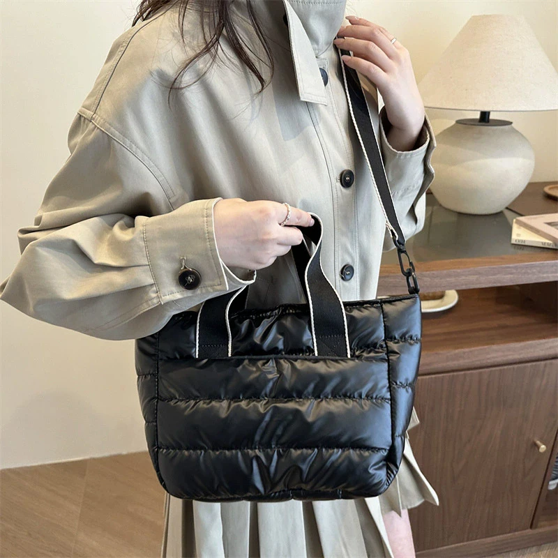 Quilted Shoulder Bag Nylon Down Padded Ladies Messenger Bag Fashion Casual Large Capacity Handbags for Winter Female Tote