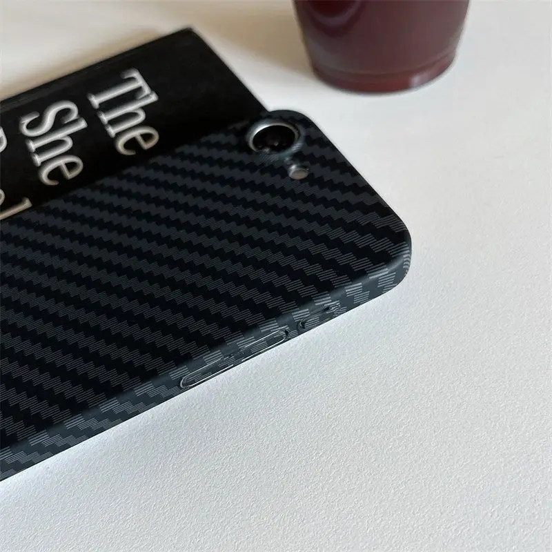Stylish Carbon Fiber Textured Color-Blocked Drop-Proof Phone Case