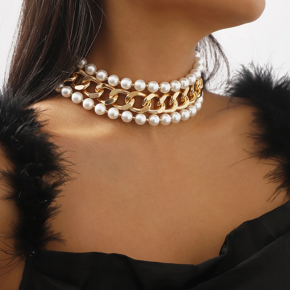 

Europe and America Luxury Jewelry New in Women's Neck Necklace Vintage black Pearl Necklaces Fashion Accessories for Girls