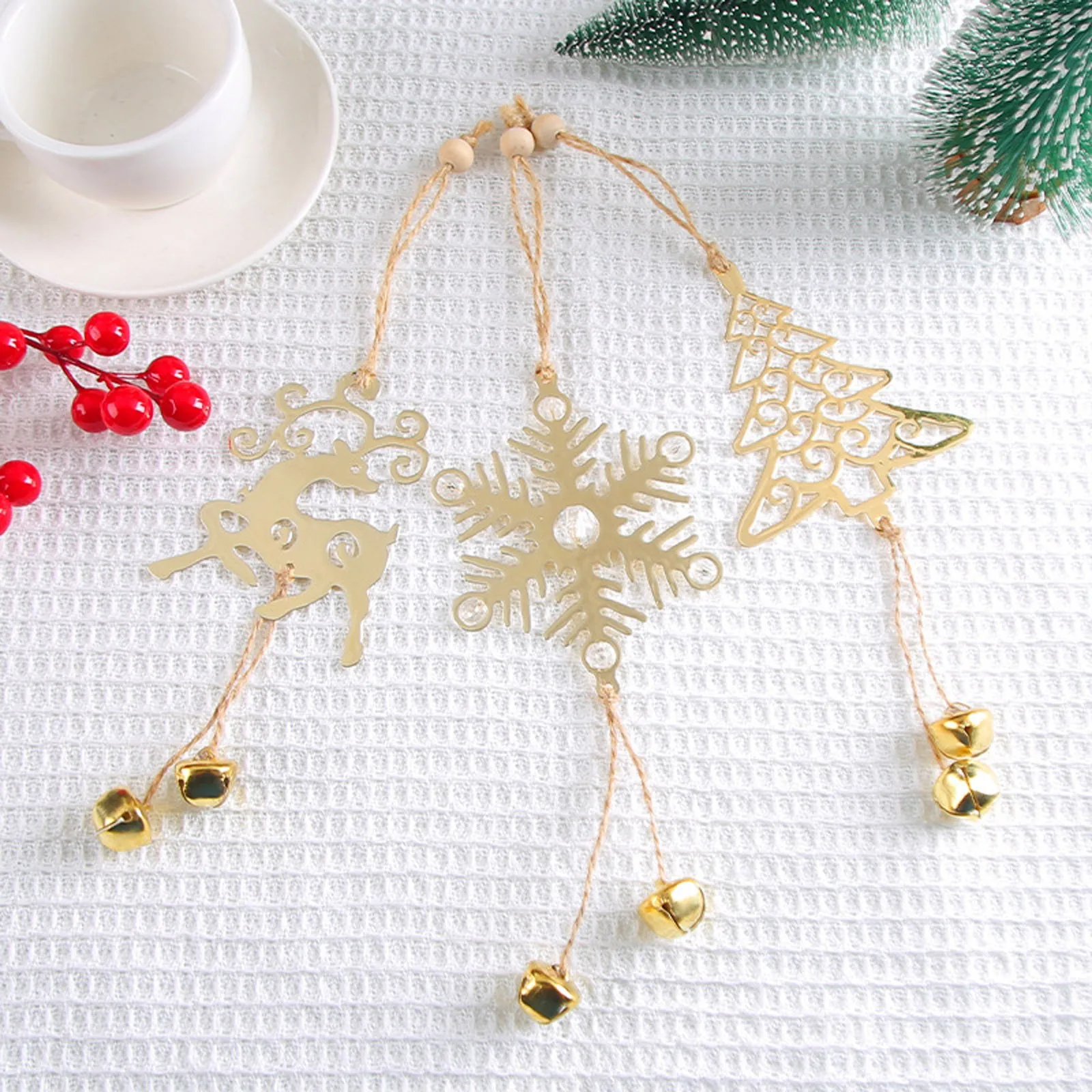 

2023 New Metal Snowflake Christmas Tree ornaments Party supplies hanging home decoracions Rearview Mirror Decorative Accessories