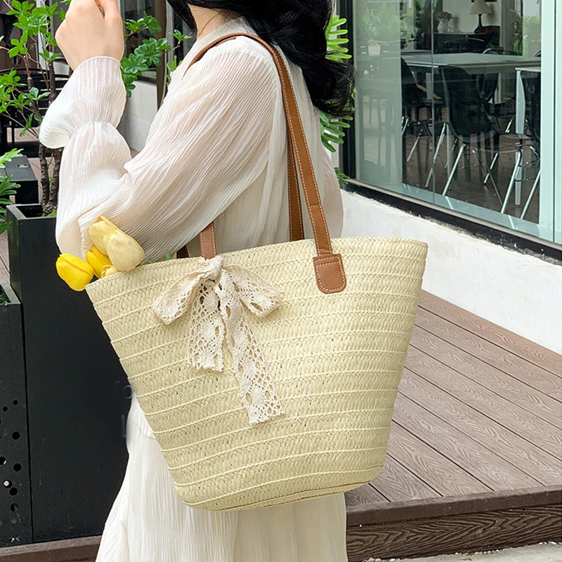 Large Straw Women's Braided Basket Clutch Top-Handle Bag Portable Summer Beach Party Shoulder Purse Shopper Satchel