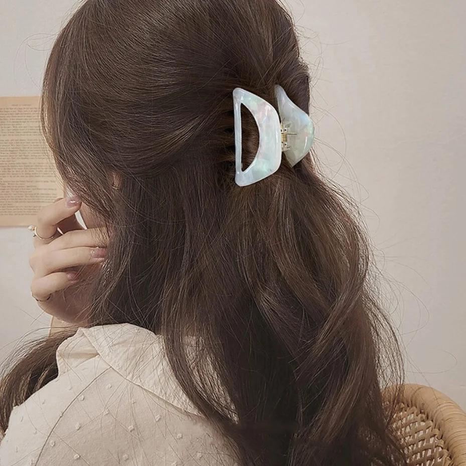 Süße Mini-Haarspange aus Acetat für Frauen und Mädchen, schicke Haarspangen, Krabben-Haarnadeln, Styling-Klauenklammern, modische Haar-Accessoires – Detail 7