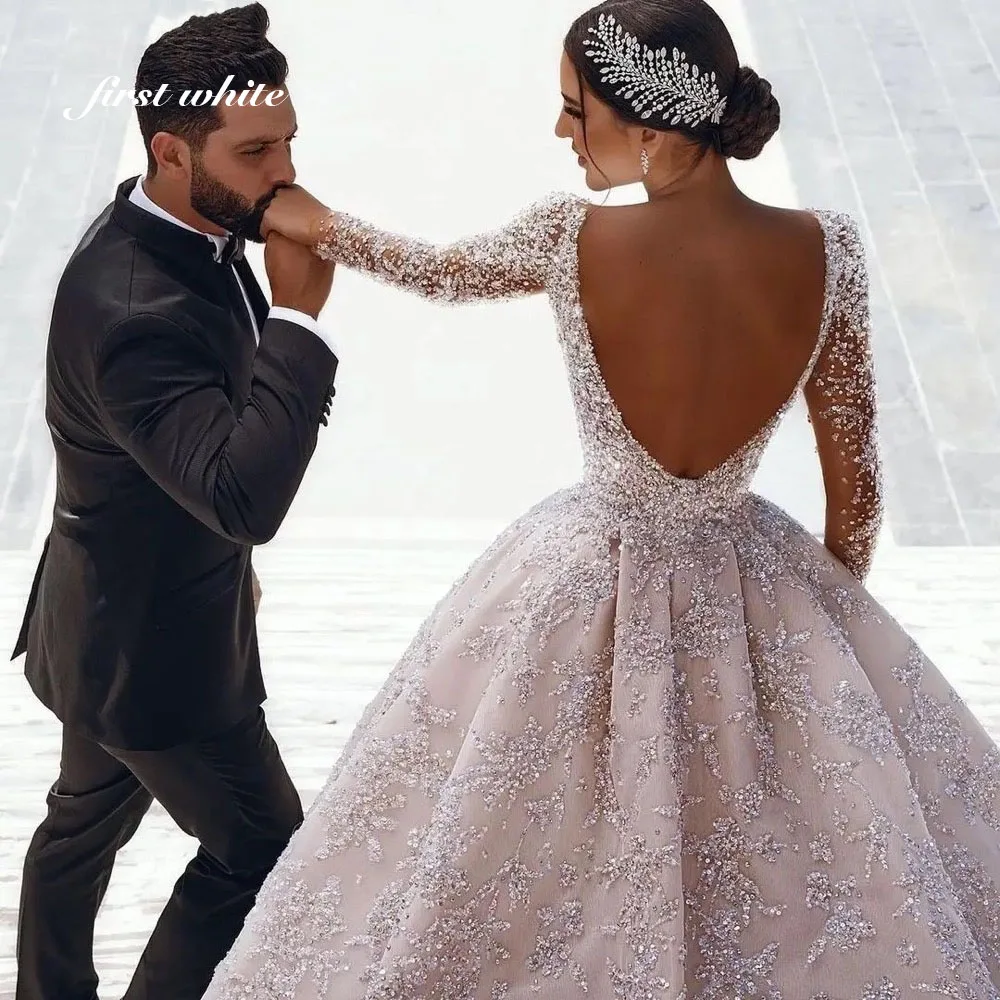 Customized Gorgeous Backless V Neck Wedding Dress Dubai Beaded Bling Ball Gown with Veil Vestido De Novia Plus Size Bridal Gowns