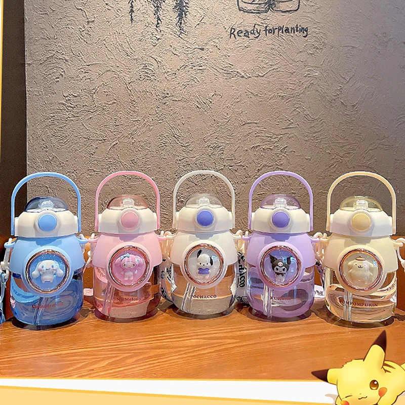 

Miniso 820 мл творческое пространство капсулы воды чашка Kawaii Melody Cinnamoroll Kuromi помпон Пурины большая емкость детская соломенная чашка