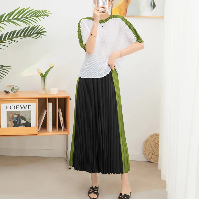 Miyake Pleated Fashion Suit Women 2024 Spring New Hand-pleated Round Neck Pullover Top and Skirt Contrasting Color Two-piece Set