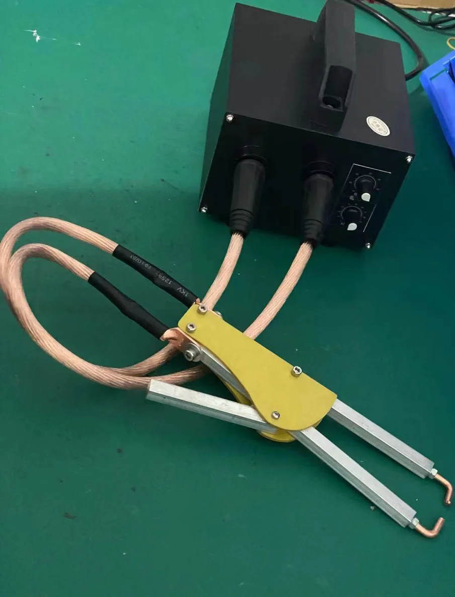 Spot Welding Plier Hand holder Torch For 18650 Spot Welding Machine Kit Repairing Butt Welded Cable ,Copper Electrode ,Tip,Clip 6