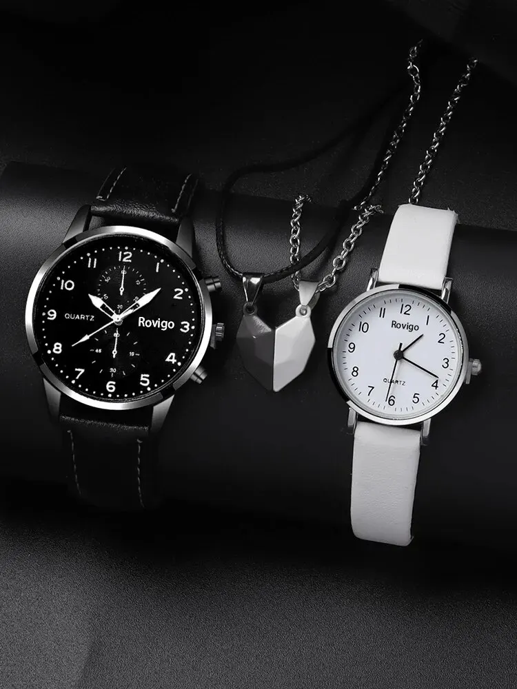 Quartz Watch 4pcs Fashion Versatile Creative Personalized Men and Women Couple Watch Quartz Watch Love Pendant Necklace Combination Set