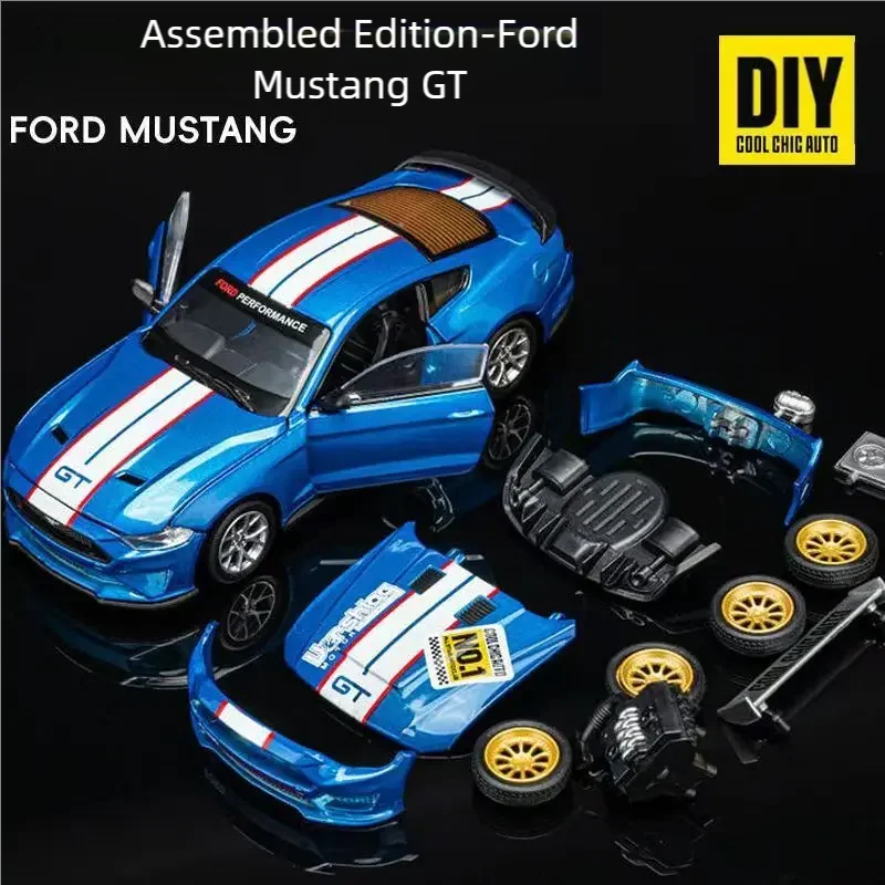 Ford Mustang GT 2018 1/42 CCA 模型　カラー青色 Ford Mustang GT 2018 1/42 CCA 模型 カラー青色 - メルカリ
