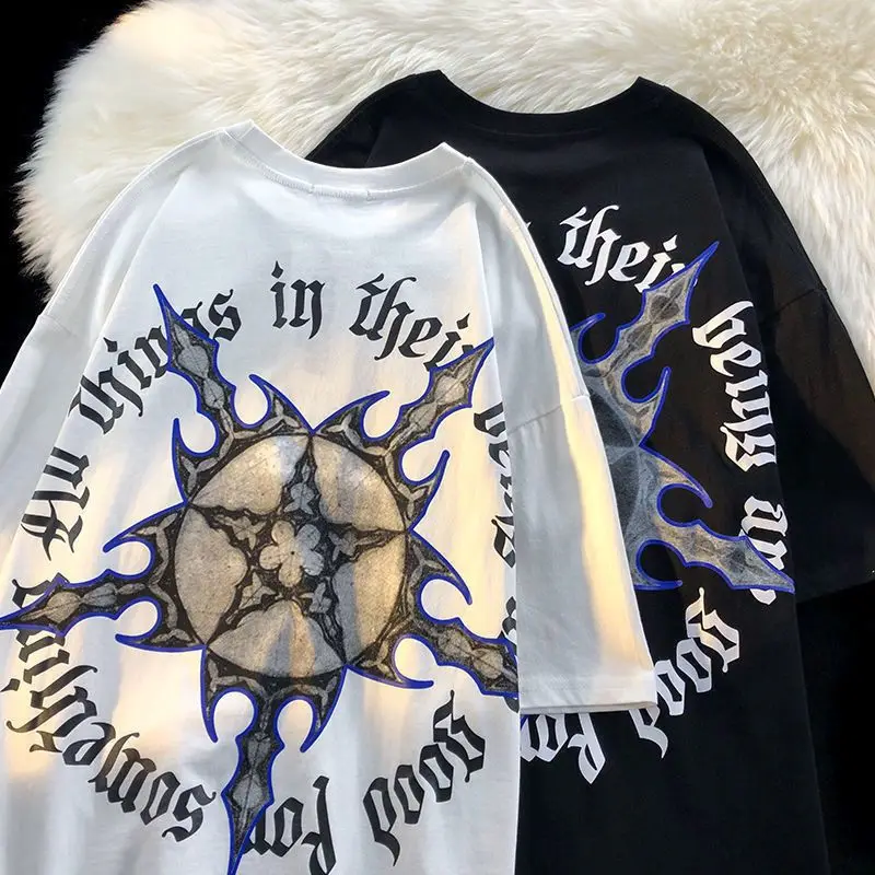 

European and American high street style retro pattern round neck t-shirts for men and women loose couple wear half-sleeved top