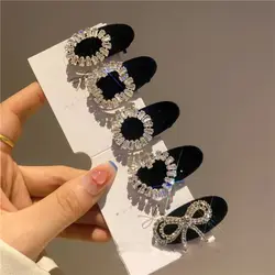 Luxury Baroque Style Velvet Duckbill Clip Cute Retro Children Girls BB Clip Simple Temperament Heart Rhinestone Hairpin