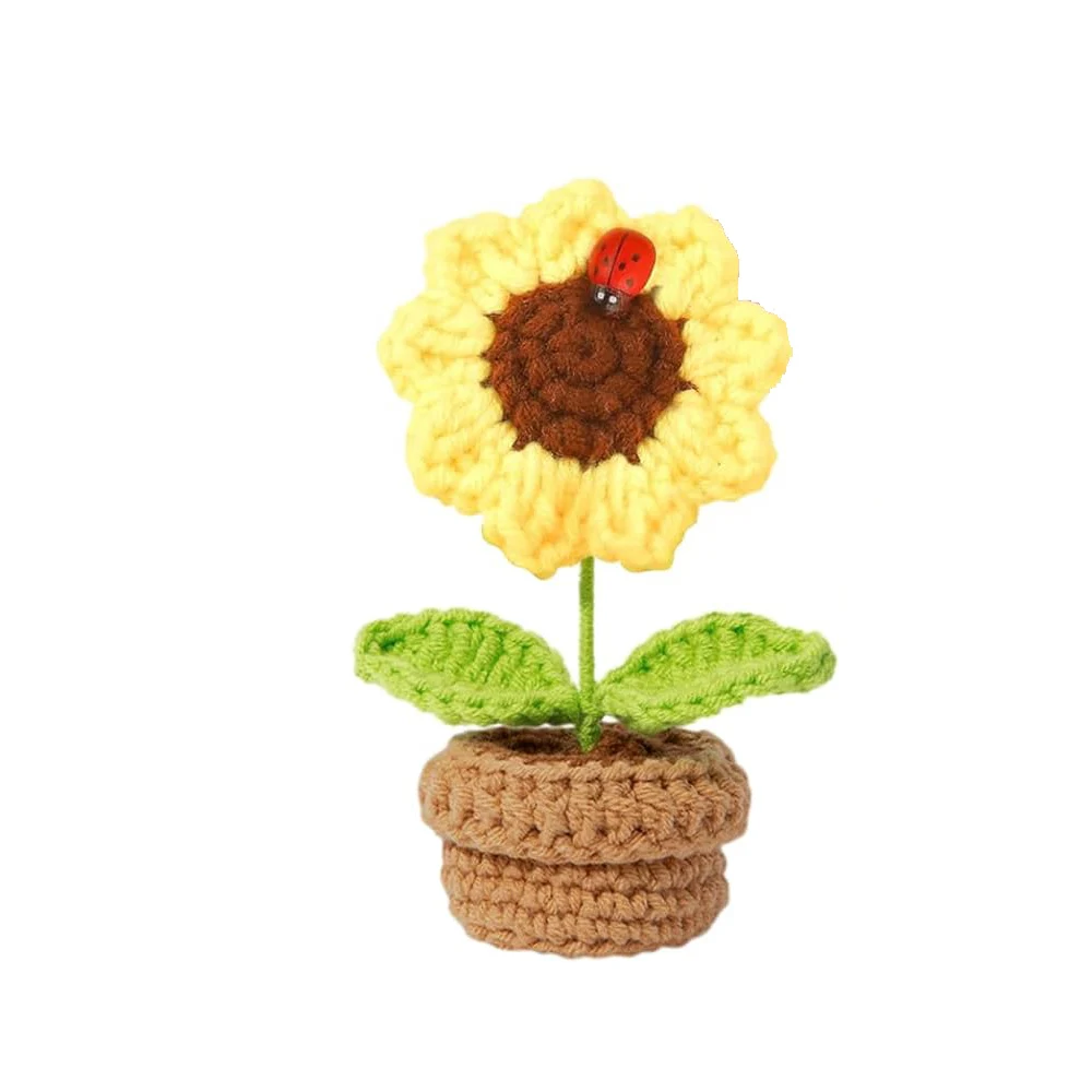 Miniature Figurines Funny Handmade Positive Energy Bee Doll Home Room Decoration