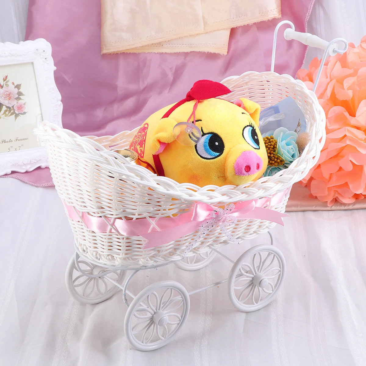 

1pc Cart Cane Tricycles Flower Basket Knitted Flower Mini Car Furnishing Articles for Wedding Baby Shower Party Birthday Decor