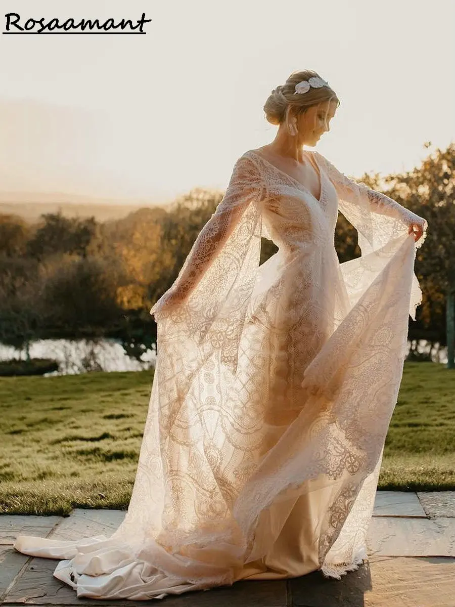 

Country V-Neck Long Flare Sleeve A-Line Wedding Dresses Backless Appliques Lace Bridal Gowns Robe De Mariée