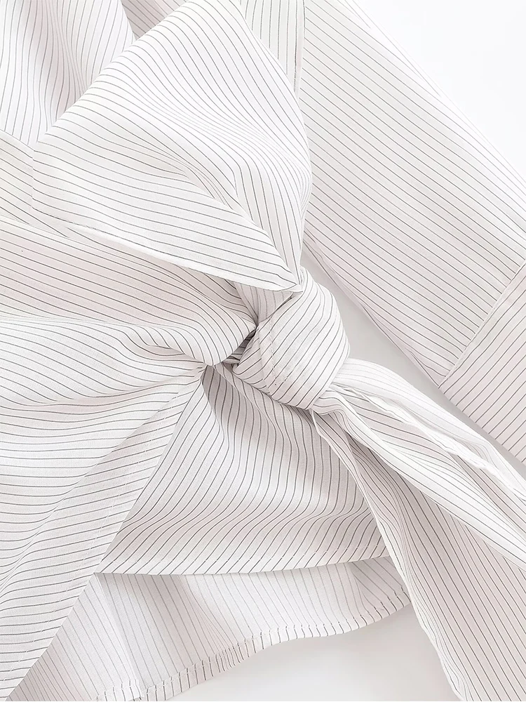 Fashion Bow Tied Lace Up Shirts For Women 2025 Chic Long Sleeve Blouse Woman Elegant V Neck Shirts Female Striped Shirts