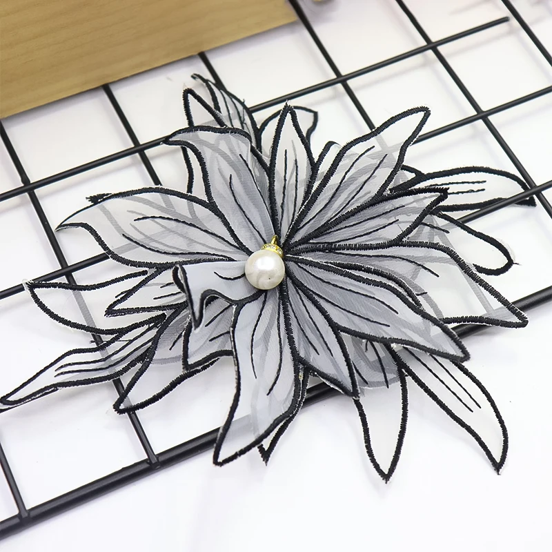 Self Adhesive Patches Tactical Insignia Patch Embroidery Cloth Patches 1PC Flowers Beaded Pearl Embroidery Patch For Wedding Dress Clothing Sew On Diy Floral Lace Fabrics Applique