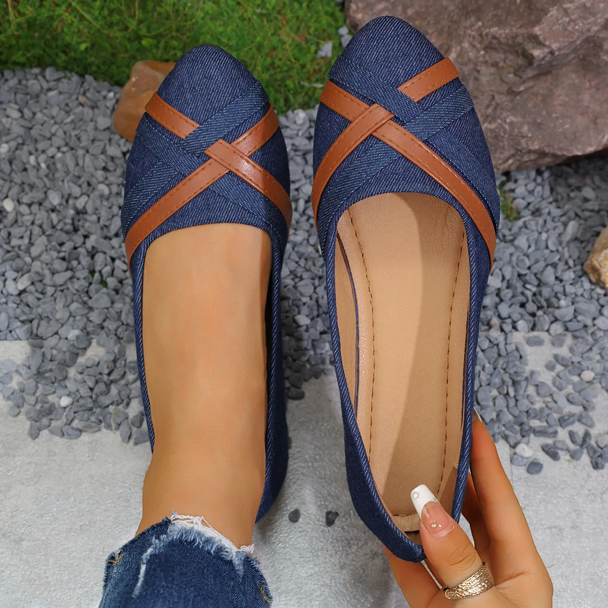 New Fashionable Breathable Comfortable Flat Shoes Anti slip Soft soled Women's Shoes Casual Shoes 2026