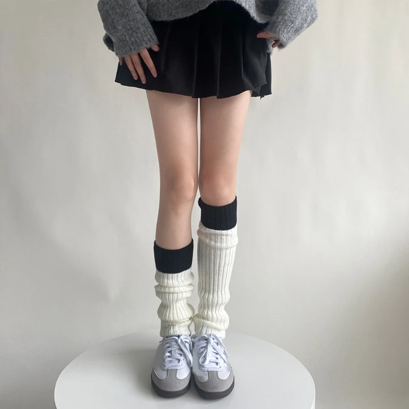 Y2K  ÷  Ʈ ٸ ,  縻  Ŀ, ũ ҳ л ٸ Ҹ,  ƮƮ,  ܿ