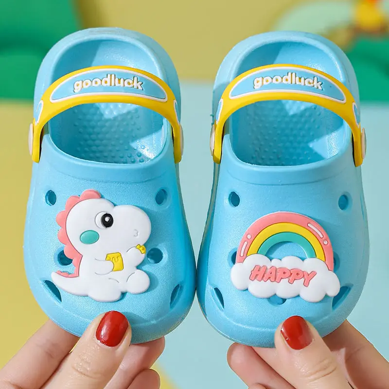 New Green Dinosaur Slippers Child Summer Mules Clogs Kids Indoor Slide Slippers Girls Boys Flip Flops Holes Sandal Cloud Slipper bata children's sandals