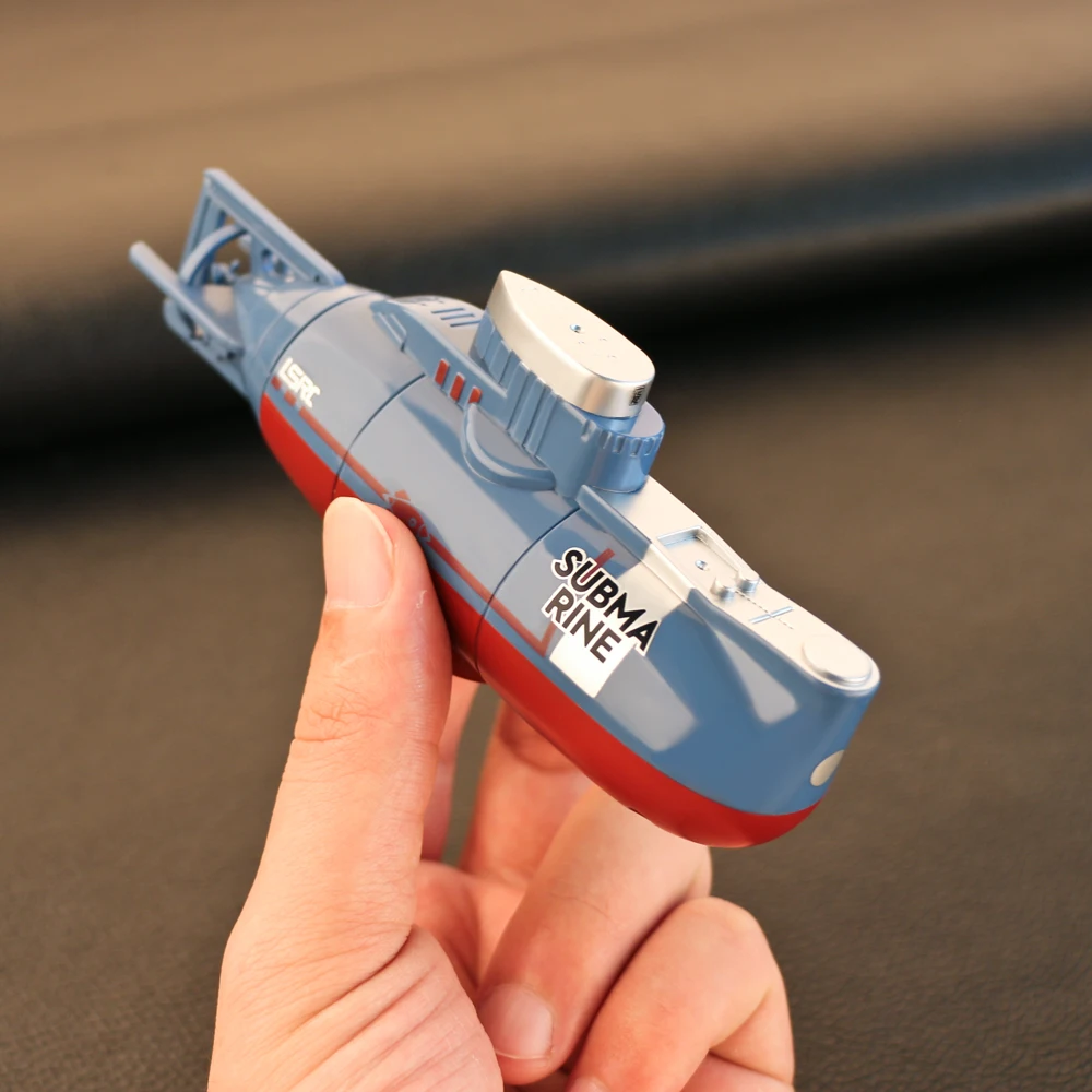 Mini RC Submarine 360° Rotate  Remote Control Boat Waterproof Diving Toy Game 25 Minutes Use For Swimming Pools 4