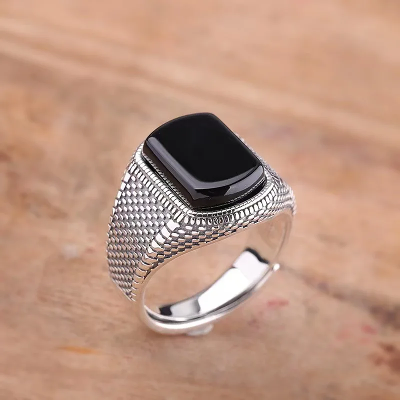 

Wholesale S925 Silver Black Agate Ring for Men Adjustable Fashion, High Grade, Trendy, and Dominant Gift