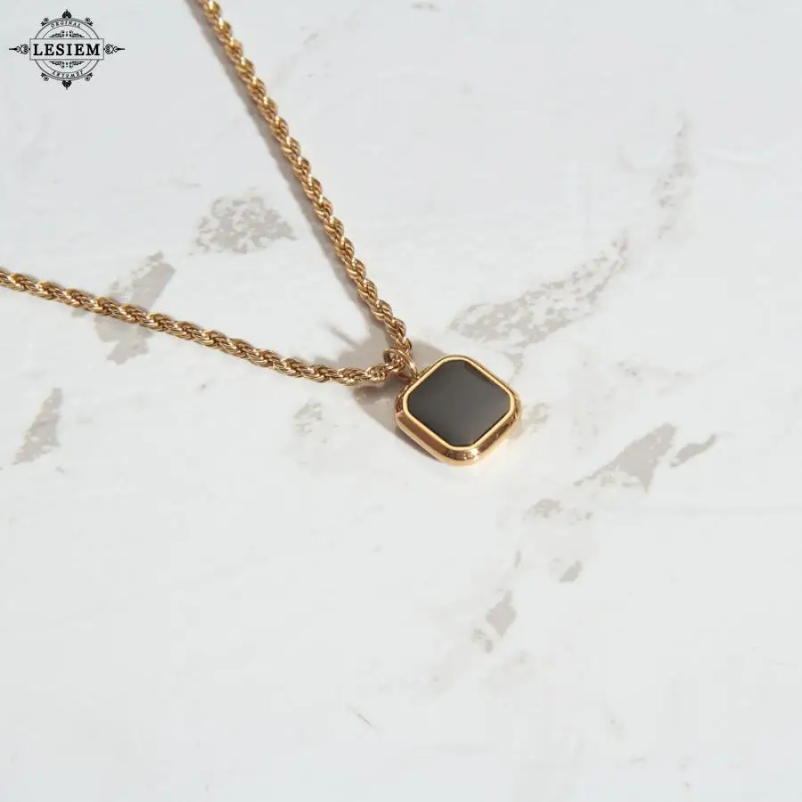 Lesiem Vintage Love Gold Color Female Pendant Necklace White Shell Black Onyx Square Pendant Perfume Women Elegant