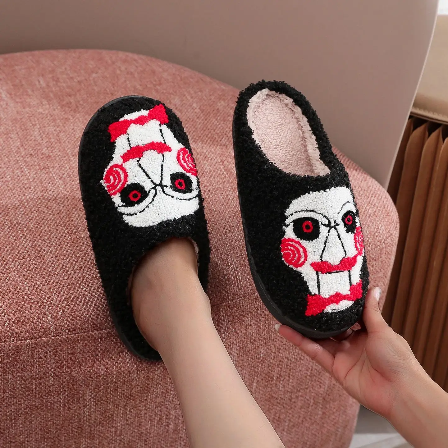 Horror Movie Chainsaw Horror Skull Pattern fashion Embroidery stuffed Home Thick Sole plaid Furry Cotton Slippers Personality Warm Non-Slip Indoor Slippers Men Women Can Wear Halloween Christmas Gift 6