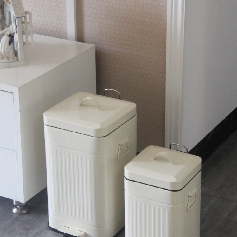

Retro Living Room Kitchen Household Large Pedal Step Trash Can